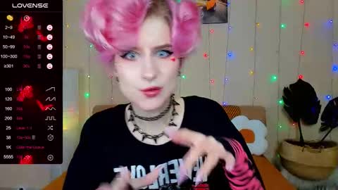 Snapshot of angel_julles chatting on 02.27.26 Angel Dust online show from 02.27.26