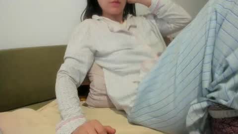 Snapshot of angel_lee__ chatting on 05.05.26 angel_lee__ online show from 05.05.26