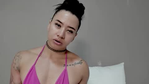 Snapshot of angel_martins chatting on 12.01.25 Angel online show from 12.01.25