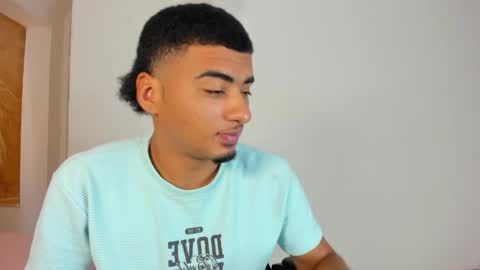 Snapshot of angel_nicolas chatting on 05.21.26 ANGEL online show from 05.21.26