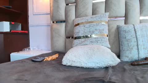 Snapshot of angel_perverted1 chatting on 03.06.25 Nicolle online show from 03.06.25