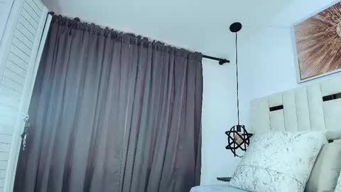 Snapshot of angel_perverted1 chatting on 10.31.25 Nicolle online show from 10.31.25