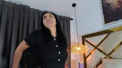Nicolle  online show from 07.06.26