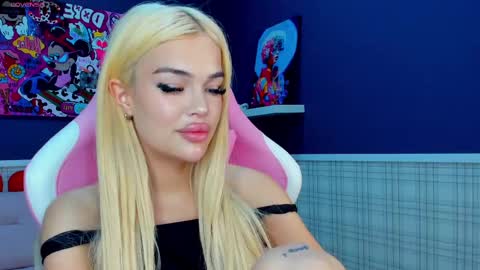 Snapshot of angel_sapphire_ chatting on 02.22.25 Angel My schedule GTM2 Mon Tue Wen Thu Fri 0900am-0400pm online show from 02.22.25