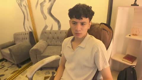 Angel online show from 04.18.26