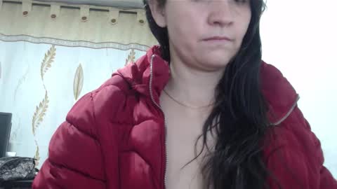 Snapshot of angel_sw chatting on 09.11.25 angel online show from 09.11.25