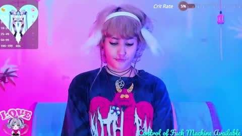 Snapshot of angel_sweett_1 chatting on 01.11.25 online show from 01.11.25