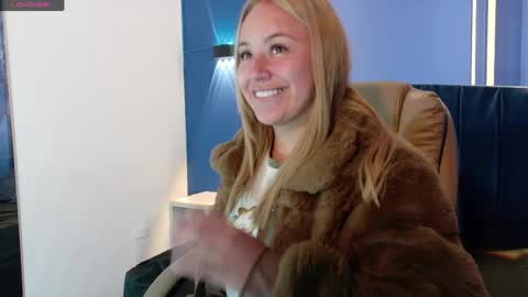 Angel online show from 04.19.26