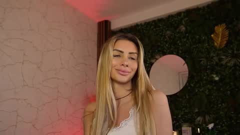 Anysia online show from 01.13.26