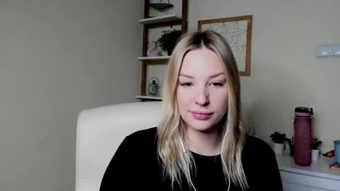 Snapshot of angela21babe chatting on 02.24.26 Angela online show from 02.24.26