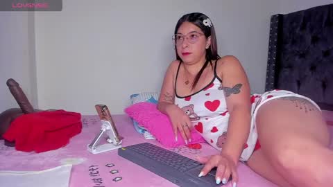 Angela online show from 04.20.26