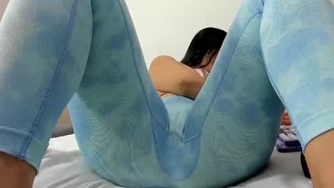 Snapshot of angela_lia_ chatting on 01.27.25 Angela online show from 01.27.25