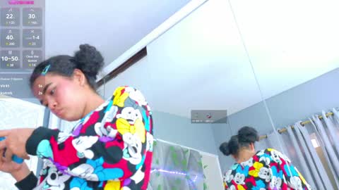 Snapshot of angela_lovee1 chatting on 01.16.25 Angela online show from 01.16.25