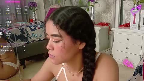 Snapshot of angela_lovee1 chatting on 02.11.25 Angela online show from 02.11.25