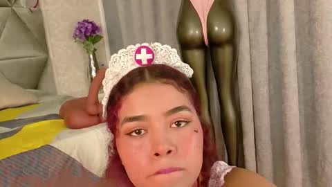 Snapshot of angela_lovee1 chatting on 10.02.25 Angela online show from 10.02.25