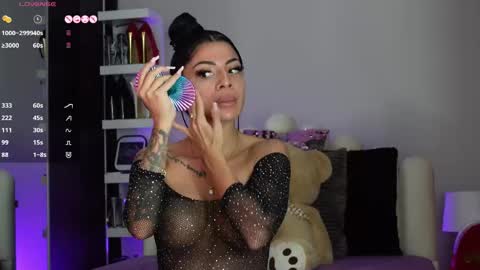 Angela online show from 04.27.26