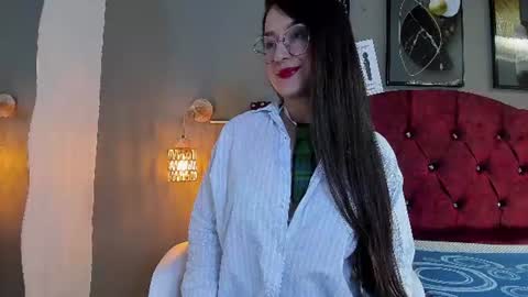 Snapshot of angela_nix chatting on 07.22.26 angela_nix online show from 07.22.26