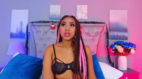 Snapshot of angela_robert chatting on 12.15.25 Angela Roberts online show from 12.15.25