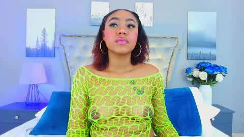 Snapshot of angela_robert chatting on 01.08.26 Angela Roberts online show from 01.08.26