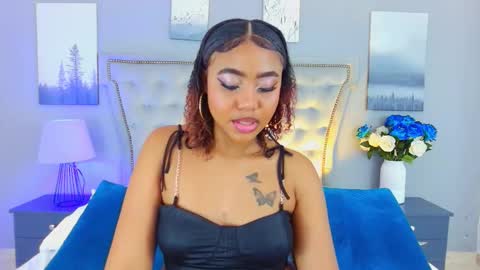 Snapshot of angela_robert chatting on 01.12.26 Angela Roberts online show from 01.12.26