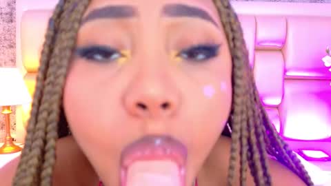 Snapshot of angela_robert chatting on 03.08.26 Angela Roberts online show from 03.08.26