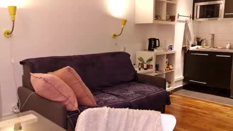 Angela online show from 03.16.26