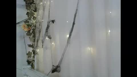 Snapshot of angelainparis28 chatting on 10.27.25 ANGELA online show from 10.27.25