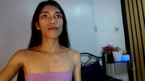 Snapshot of angelamonroe chatting on 01.23.25 SENORITA online show from 01.23.25