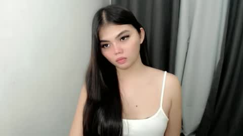 Snapshot of angelari_slut chatting on 09.22.25 angelari_slut online show from 09.22.25