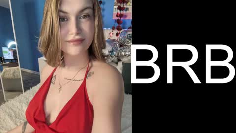 Snapshot of angelawallace chatting on 02.11.25 angelawallace online show from 02.11.25