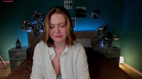 Snapshot of angelawallace chatting on 02.12.25 angelawallace online show from 02.12.25