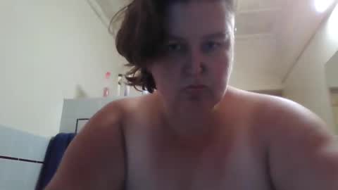 Snapshot of angelbaby582 chatting on 02.12.26 Angel online show from 02.12.26