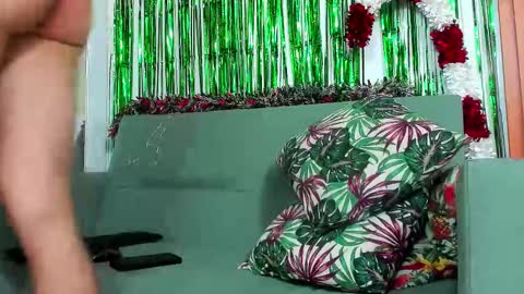 Angel Bennet online show from 12.24.24