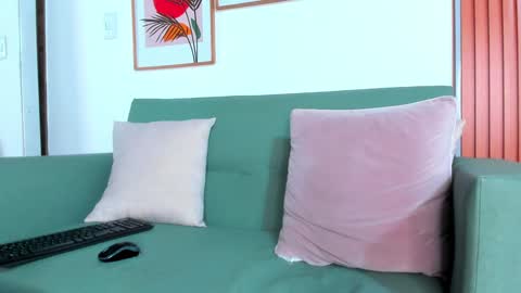 Angel Bennet online show from 01.23.25