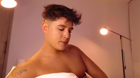 Angel online show from 11.14.25