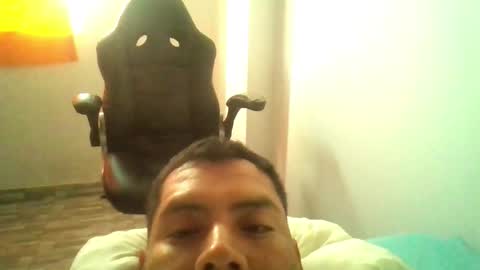 angeldavid90 online show from 12.21.25