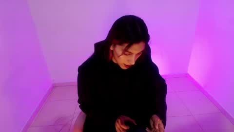angele online show from 04.29.26