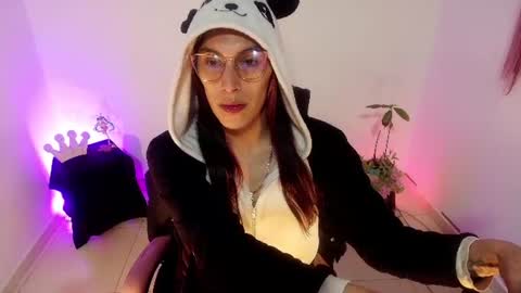 angele online show from 07.17.26