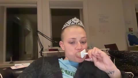 angeleleven11 online show from 01.19.25