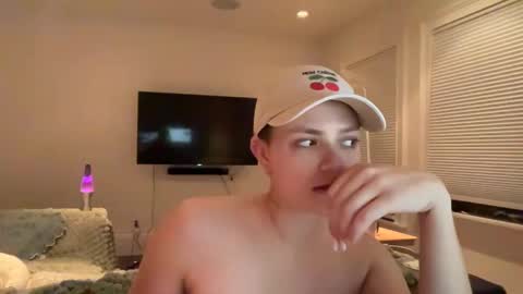 angeleleven11 online show from 02.15.25