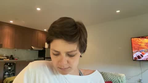 angeleleven11 online show from 09.19.25