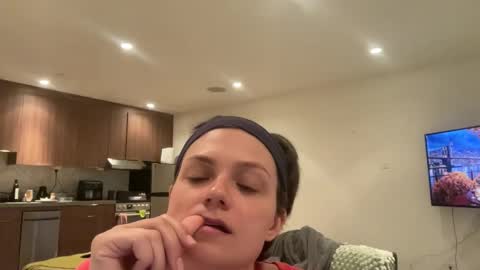 angeleleven11 online show from 09.21.25