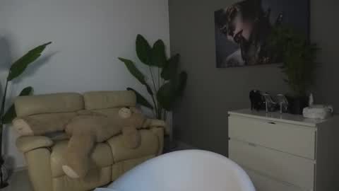 annita online show from 11.28.25