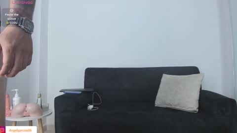 Angel online show from 09.28.25