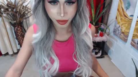 Snapshot of angelic_face_808 chatting on 01.26.25 DIVINE ANGEL online show from 01.26.25