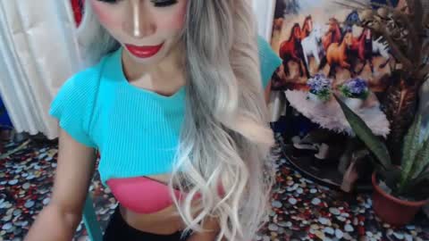 Snapshot of angelic_face_808 chatting on 03.01.25 DIVINE ANGEL online show from 03.01.25