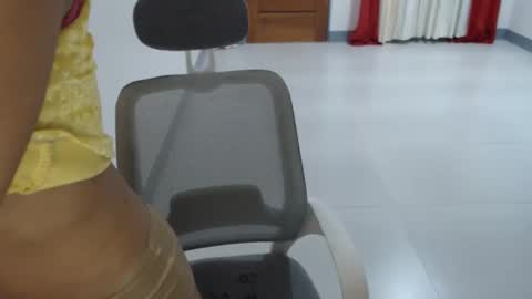 Snapshot of angelic_face_808 chatting on 09.12.25 DIVINE ANGEL online show from 09.12.25