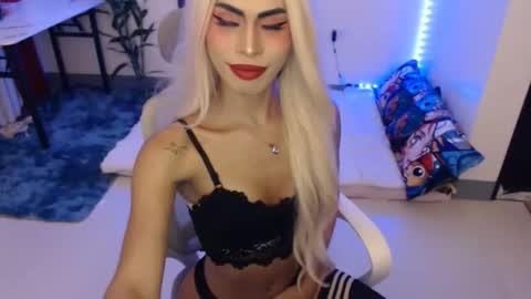 DIVINE ANGEL online show from 02.26.26