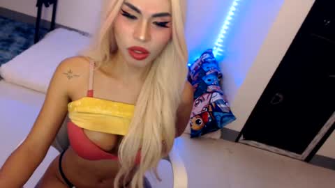 DIVINE ANGEL online show from 06.17.26