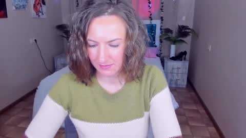 Snapshot of angelicacream chatting on 03.09.25 AngelicaCream online show from 03.09.25